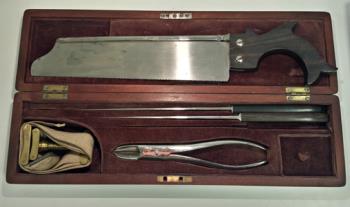 Amputating instruments, Case of